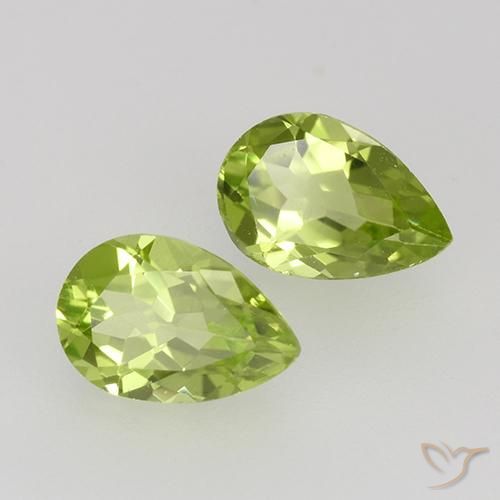 Gemas de Peridoto Verde medio natural de 0.87 ct, En forma de pera, VVS-VS
