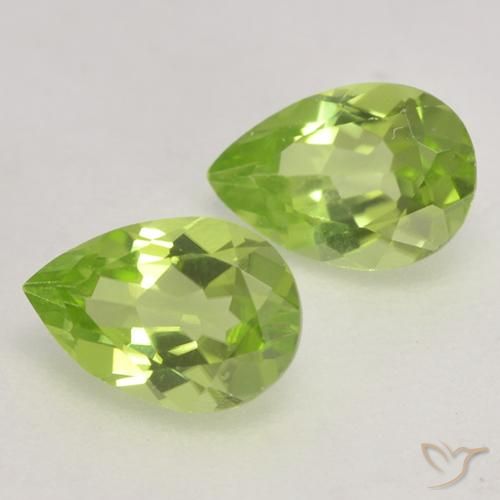 Gemas de Peridoto Verde medio natural de 0.87 ct, En forma de pera, VVS-VS