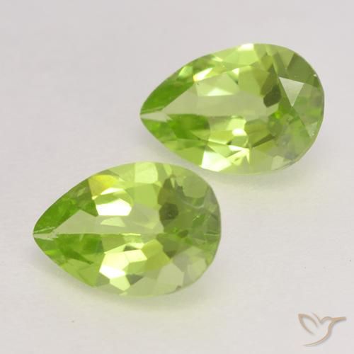 Gemas de Peridoto Verde medio natural de 0.84 ct, En forma de pera, VVS-VS