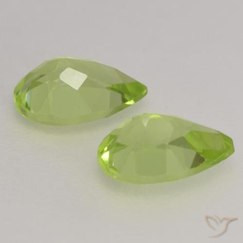 Gemas de Peridoto Verde vivo natural de 0.86 ct, En forma de pera, VVS-VS