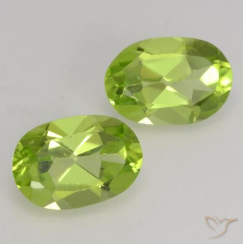 Gemas de Peridoto Verde vivo natural de 1.10 ct, Ovalada, VS