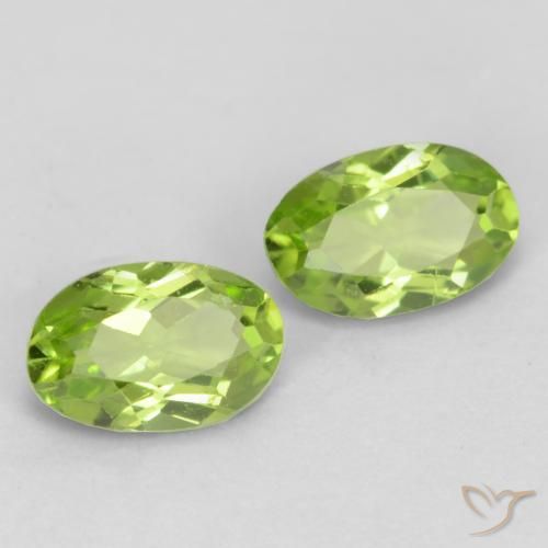 Gemas de Peridoto Verde vivo natural de 0.94 ct, Ovalada, VS