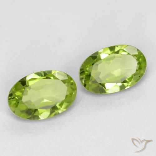 Gemas de Peridoto Verde vivo natural de 0.97 ct, Ovalada, VS