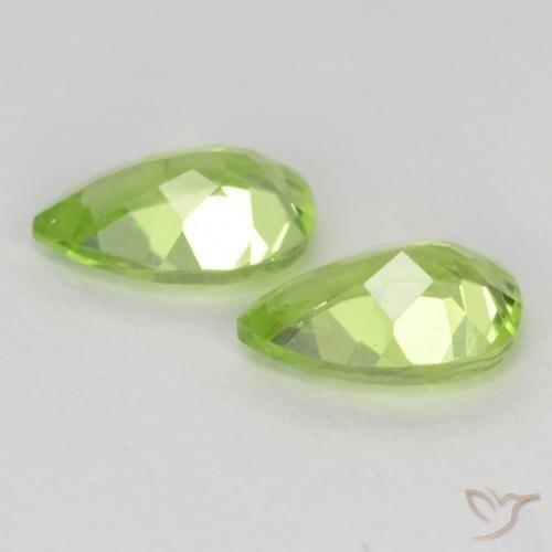 Gemas de Peridoto Verde vivo claro natural de 0.89 ct, En forma de pera, VVS-VS