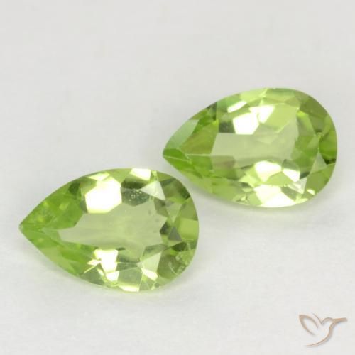 Gemas de Peridoto Verde claro natural de 0.69 ct, En forma de pera, VVS-VS