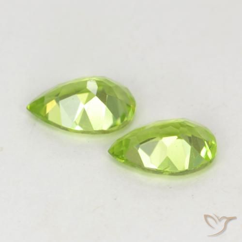 Gemas de Peridoto Verde vivo claro natural de 0.88 ct, En forma de pera, VVS-VS