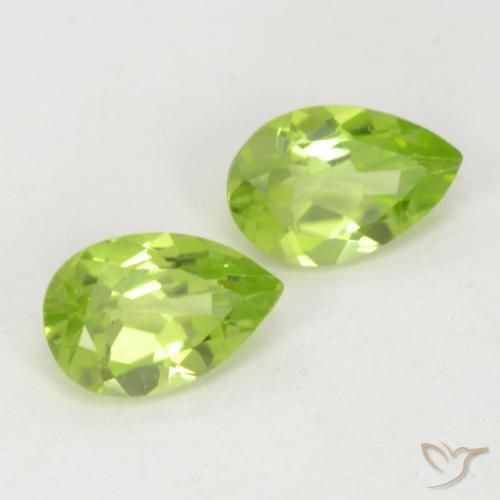 Gemas de Peridoto Verde vivo claro natural de 0.96 ct, En forma de pera, VVS-VS