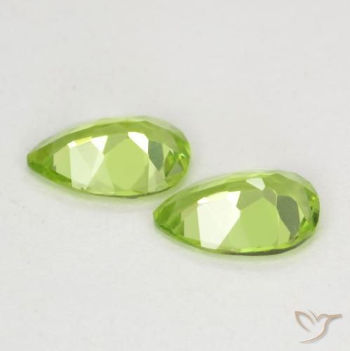 Gemas de Peridoto Verde claro natural de 0.77 ct, En forma de pera, VVS-VS