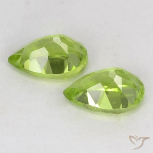 Gemas de Peridoto Verde vivo claro natural de 0.99 ct, En forma de pera, VVS-VS