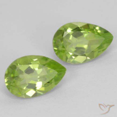 Gemas de Peridoto Verde vivo claro natural de 0.90 ct, En forma de pera, VVS-VS
