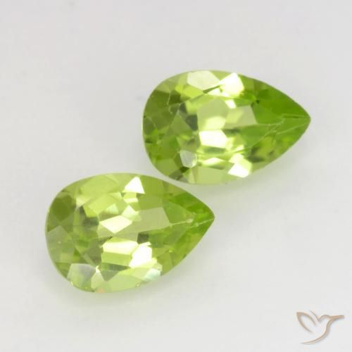 Gemas de Peridoto Verde vivo natural de 0.93 ct, En forma de pera, VVS-VS