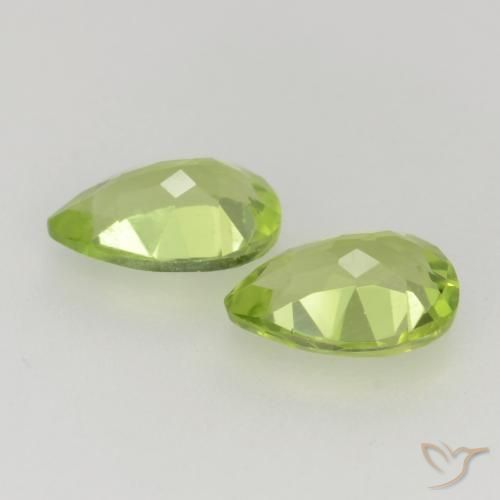 Gemas de Peridoto Verde vivo claro natural de 0.82 ct, En forma de pera, VVS-VS