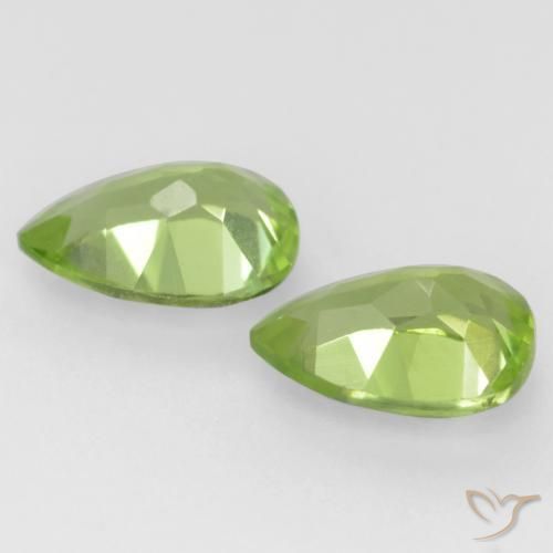 Gemas de Peridoto Verde vivo claro natural de 0.91 ct, En forma de pera, VVS-VS