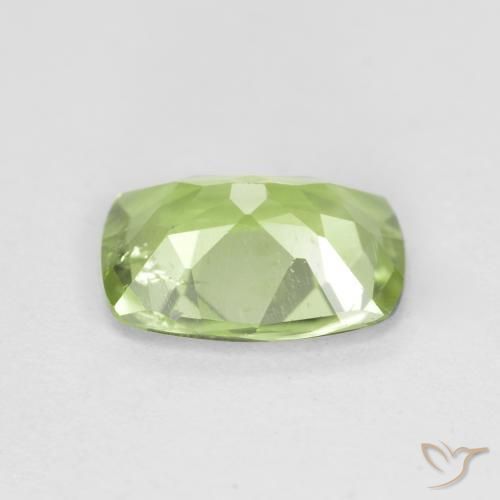 Peridoto Verde medio natural de 1.08 ct, Forma Cojín, VS