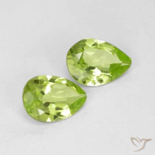 Gemas de Peridoto Verde vivo claro natural de 0.77 ct, En forma de pera, VVS-VS
