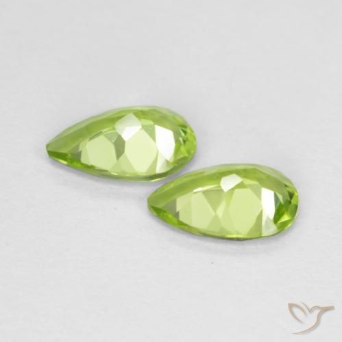 Gemas de Peridoto Verde vivo claro natural de 0.77 ct, En forma de pera, VVS-VS