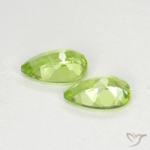 Gemas de Peridoto Verde vivo claro natural de 0.91 ct, En forma de pera, VVS-VS