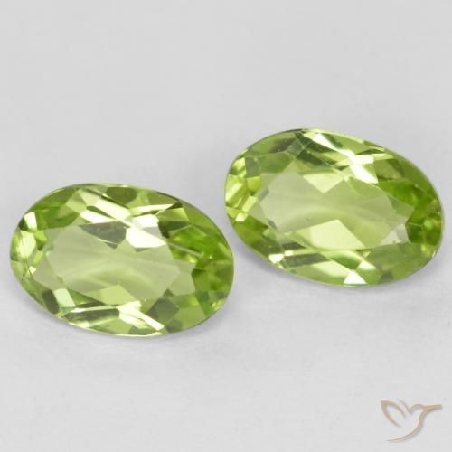 Gemas de Peridoto Verde vivo claro natural de 0.97 ct, Ovalada, VS