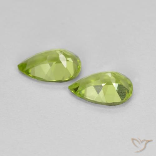 Gemas de Peridoto Verde vivo natural de 0.84 ct, En forma de pera, VVS-VS