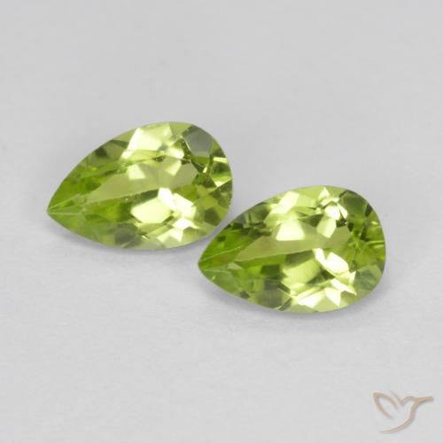 Gemas de Peridoto Verde vivo natural de 0.93 ct, En forma de pera, VS