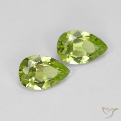 Gemas de Peridoto Verde medio natural de 0.92 ct, En forma de pera, VS