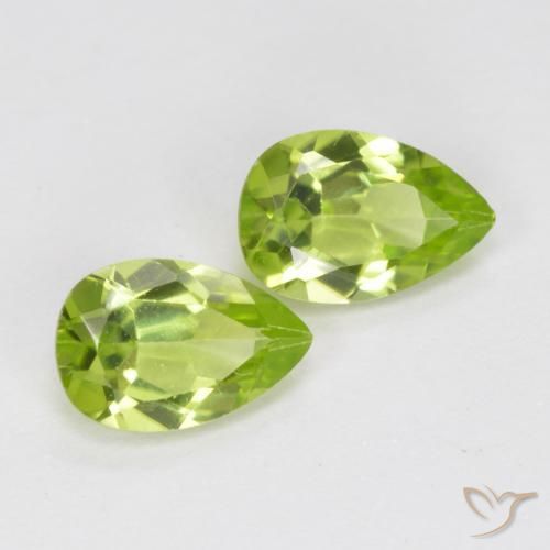 Gemas de Peridoto Verde medio natural de 0.91 ct, En forma de pera, VVS-VS
