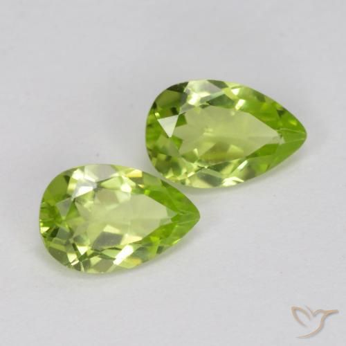 Gemas de Peridoto Verde vivo natural de 0.84 ct, En forma de pera, VVS-VS