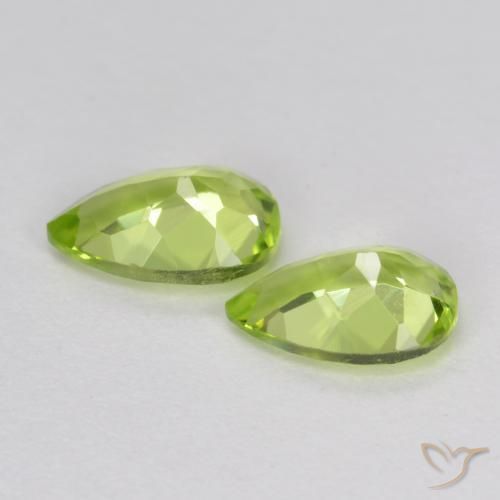 Gemas de Peridoto Verde vivo natural de 0.84 ct, En forma de pera, VVS-VS