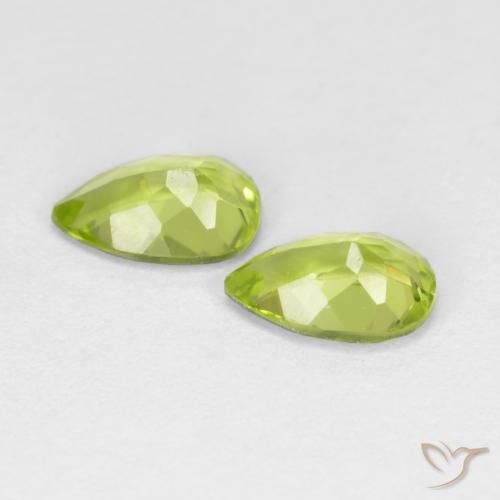 Gemas de Peridoto Verde medio natural de 0.90 ct, En forma de pera, VVS-VS
