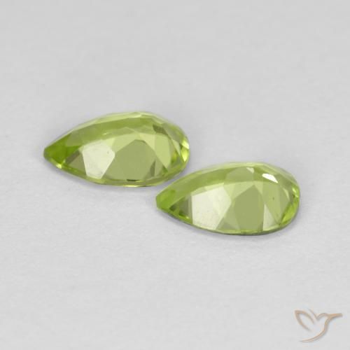Gemas de Peridoto Verde vivo natural de 0.82 ct, En forma de pera, VVS-VS