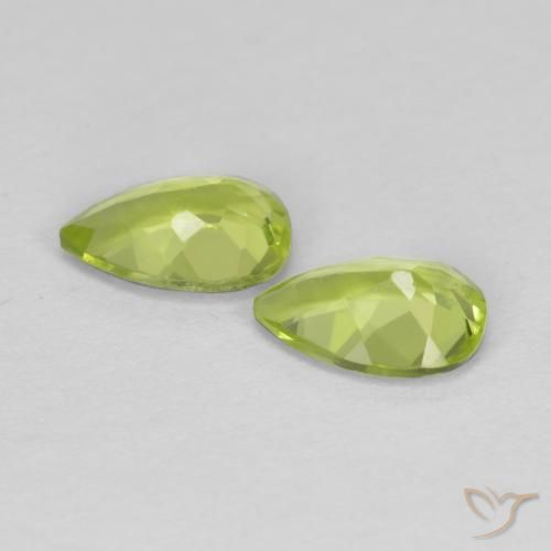 Gemas de Peridoto Verde vivo natural de 0.88 ct, En forma de pera, VS