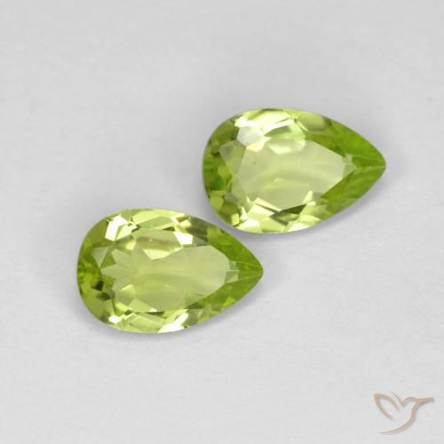 Gemas de Peridoto Verde medio natural de 0.88 ct, En forma de pera, VVS-VS