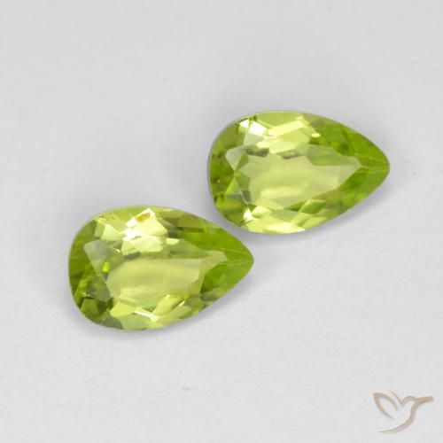 Gemas de Peridoto Verde medio natural de 0.94 ct, En forma de pera, VVS-VS