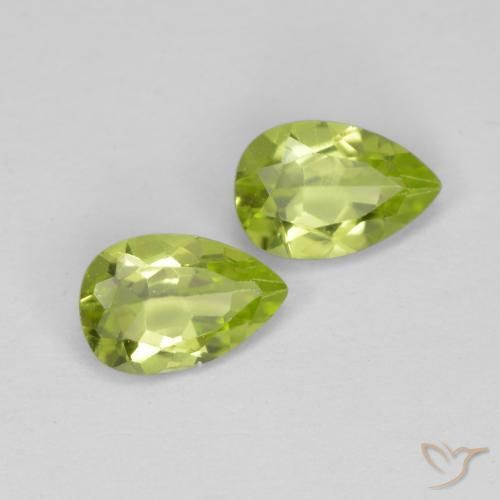 Gemas de Peridoto Verde medio natural de 0.86 ct, En forma de pera, VVS-VS