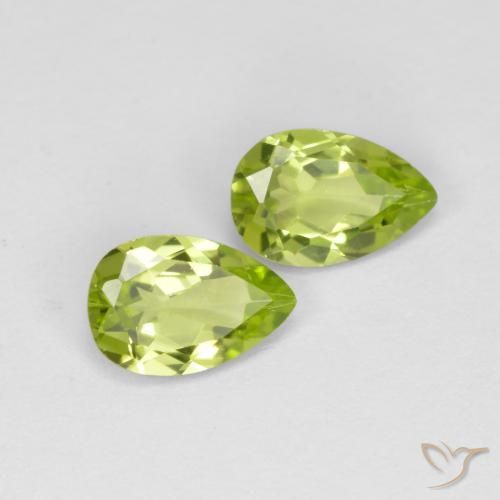 Gemas de Peridoto Verde medio natural de 0.80 ct, En forma de pera, VVS-VS