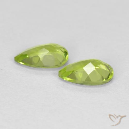 Gemas de Peridoto Verde medio natural de 0.88 ct, En forma de pera, VVS-VS