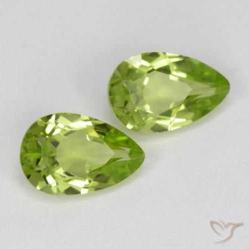 Gemas de Peridoto Verde medio natural de 0.93 ct, En forma de pera, VVS-VS