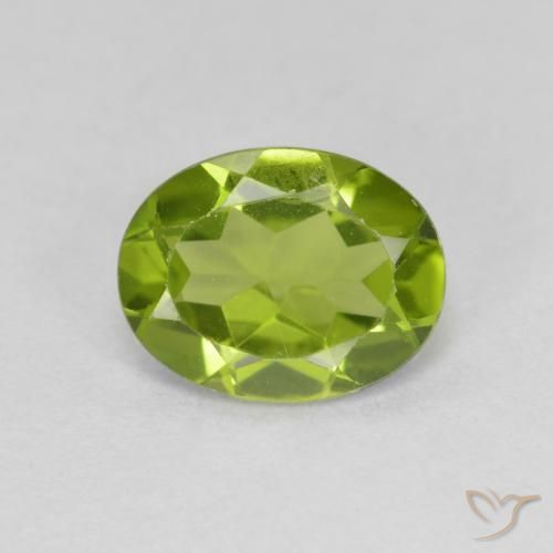 Peridoto Verde medio natural de 1.82 ct, Corte Óvalo, VS