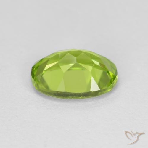 Peridoto Verde medio natural de 1.43 ct, Ovalada, VS