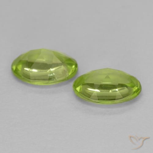 Gemas de Peridoto Verde vivo natural de 1.52 ct, Ovalada, Transparente