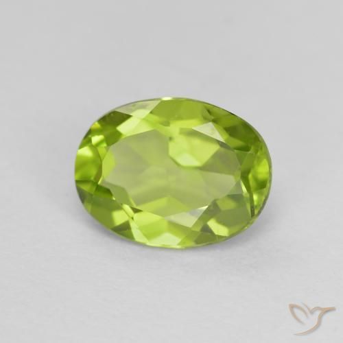 Peridoto Verde amarillento natural de 1.35 ct, Ovalada, VS