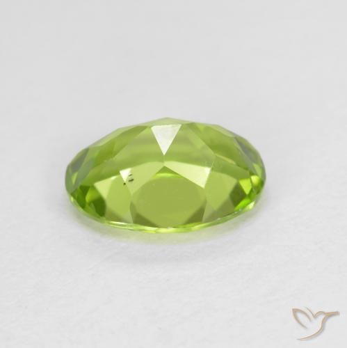 Peridoto Verde medio natural de 1.45 ct, Ovalada, VS