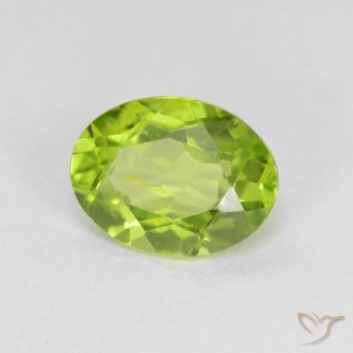 Peridoto Verde vivo claro natural de 1.45 ct, Ovalada, VS