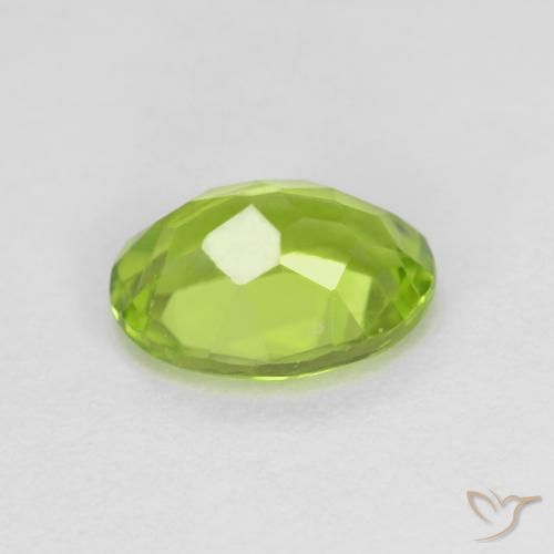 Peridoto Verde vivo claro natural de 1.45 ct, Ovalada, VS