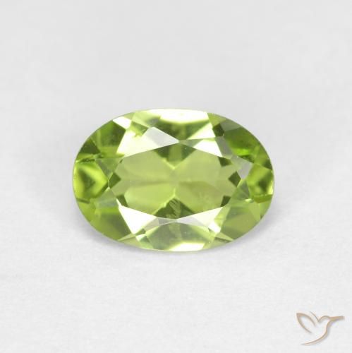 0.83ct Natural Verde medio Peridoto, Ovalada, VS