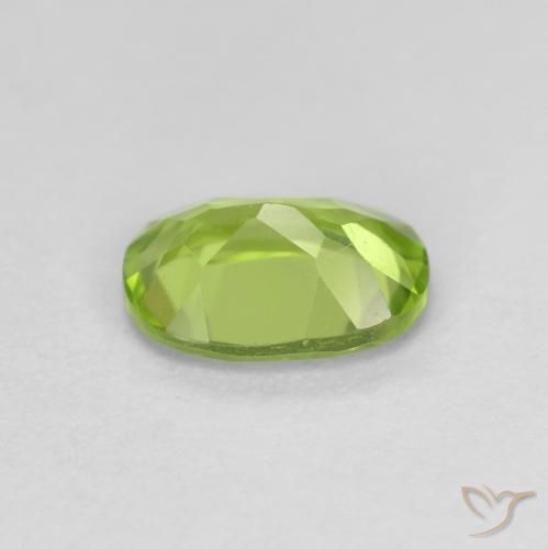 Peridoto Verde amarillento natural de 0.89 ct, Ovalada, VS