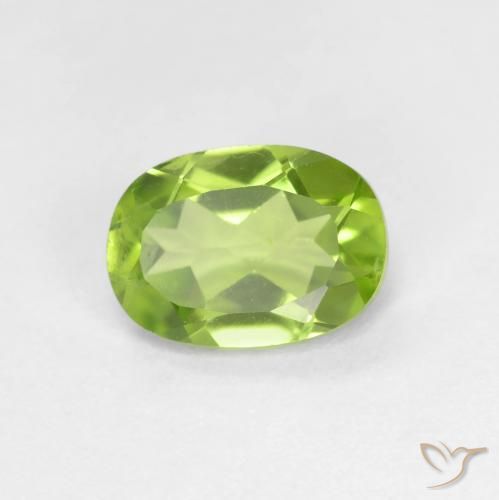 Peridoto Verde vivo natural de 0.89 ct, Ovalada, VS
