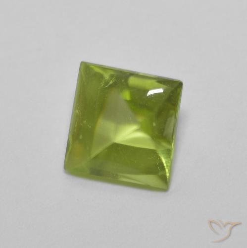 Peridoto Verde vivo natural de 0.83 ct, Cuadrado, Transparente
