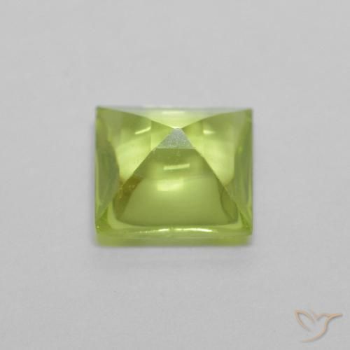 Peridoto Verde vivo natural de 0.83 ct, Cuadrado, Transparente