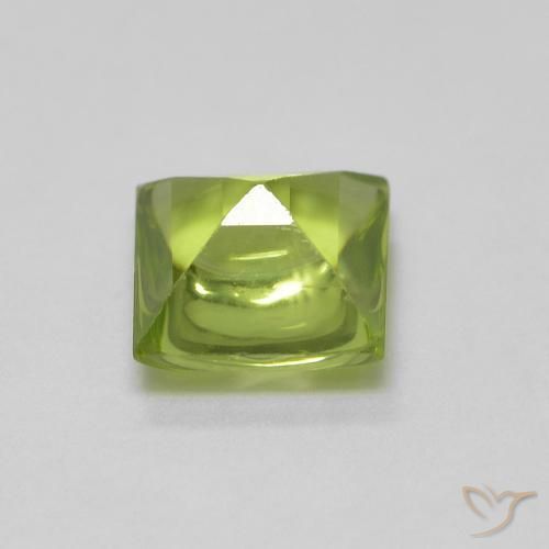 Peridoto Verde vivo natural de 0.77 ct, Cuadrado, Transparente